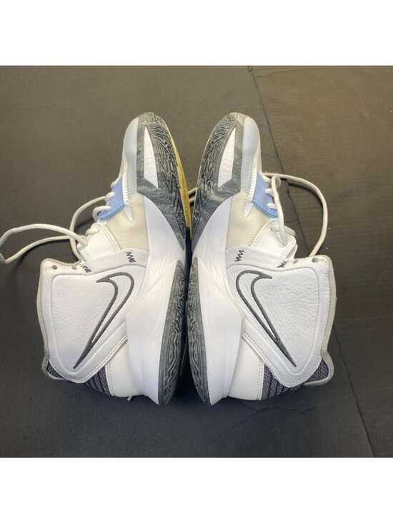 Nike Kyrie 8 Infinity ‘White Light Marine’ Kyrie Irving CZ0204-102 Men Size 10.5 main image 9